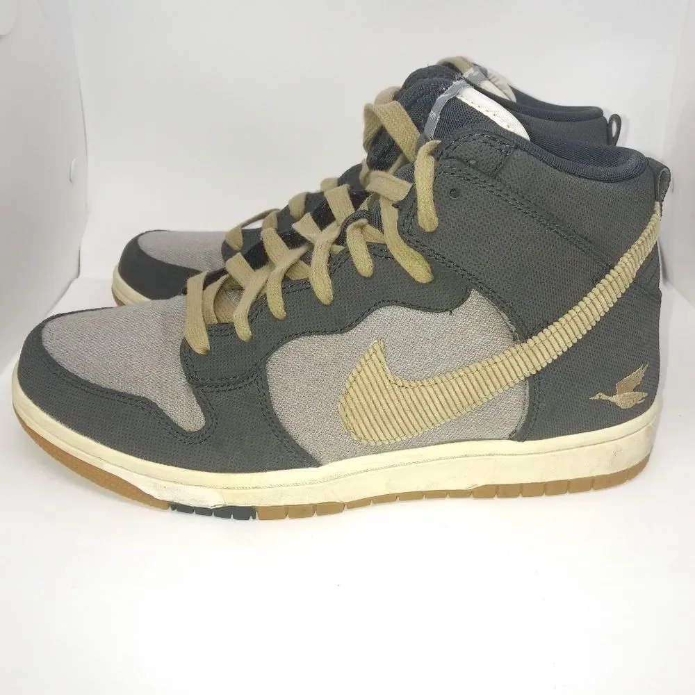 Nike Dunk Comfort Premium Swoosh Sporting Club Men's Fashion Sneakers Size 8.5